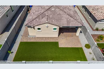 17283 W Valentine Street, Surprise, AZ 85388 - Photo 23