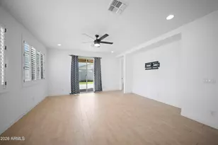 17283 W Valentine St, Surprise, AZ 85388 - Photo 7