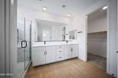17283 W Valentine Street, Surprise, AZ 85388 - Photo 11