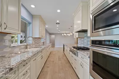 4010 E Coolidge Street, Phoenix, AZ 85018 - Photo 11