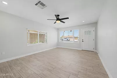 3647 W Rose Lane, Phoenix, AZ 85019 - Photo 7