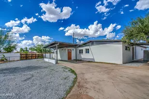 7626 W Sheila Ln, Phoenix, AZ 85033 - Photo 3