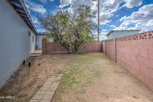 7626 W Sheila Ln, Phoenix, AZ 85033 - Photo 45