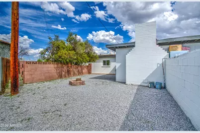 7626 W Sheila Lane, Phoenix, AZ 85033 - Photo 49