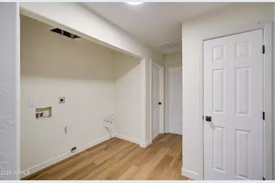 7626 W Sheila Lane, Phoenix, AZ 85033 - Photo 39