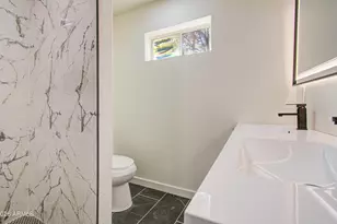 7626 W Sheila Ln, Phoenix, AZ 85033 - Photo 25