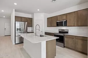 23964 W Yavapai St, Buckeye, AZ 85326 - Photo 7