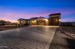 13532 W Sierra Vista Dr, Glendale, AZ 85307 - Photo 7
