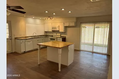 12605 N 42nd Avenue, Phoenix, AZ 85029 - Photo 1