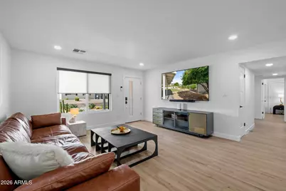 6723 E 1st Avenue, Scottsdale, AZ 85251 - Photo 3