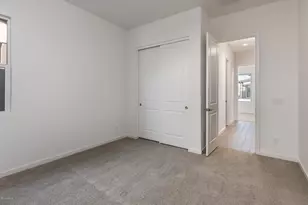 927 E Paseo Way, Phoenix, AZ 85042 - Photo 17