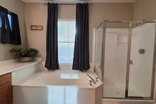 320 W Leah Ave, Gilbert, AZ 85233 - Photo 33