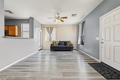 5318 W Albeniz Place, Phoenix, AZ 85043 - Photo 5