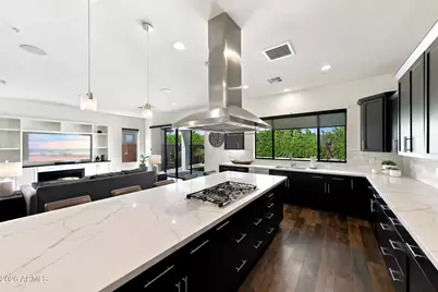 9556 W Park View Lane, Peoria, AZ 85383 - Photo 17