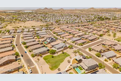 24215 W Whyman Avenue, Buckeye, AZ 85326 - Photo 25