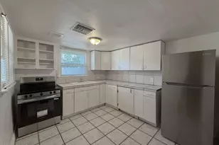 308 E Vogel Ave, Phoenix, AZ 85020 - Photo 11