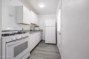 3315 E Cambridge Ave, Phoenix, AZ 85008 - Photo 1