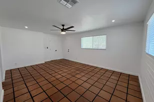 4933 E Willetta St, Phoenix, AZ 85008 - Photo 9