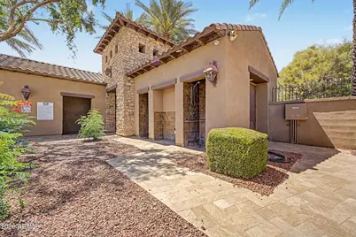 905 S Osborn Lane, Gilbert, AZ 85296 - Photo 49