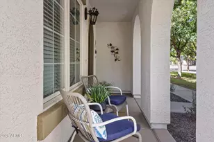 905 S Osborn Ln, Gilbert, AZ 85296 - Photo 3