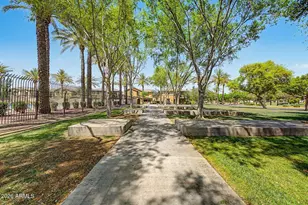 905 S Osborn Ln, Gilbert, AZ 85296 - Photo 59