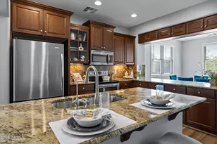 905 S Osborn Ln, Gilbert, AZ 85296 - Photo 21