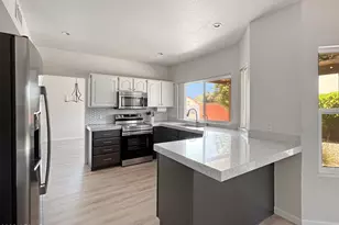 1937 E Citation Ln, Tempe, AZ 85284 - Photo 13