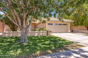 85 S Cypress Ct, Chandler, AZ 85226 - Photo 1