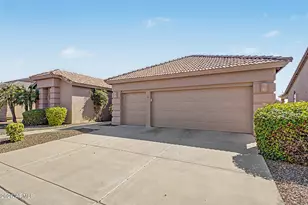 9942 E Diamond Dr, Sun Lakes, AZ 85248 - Photo 5