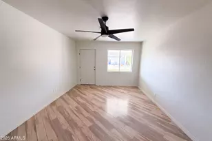 1738 W North Ln, Phoenix, AZ 85021 - Photo 17