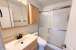 1738 W North Ln, Phoenix, AZ 85021 - Photo 13