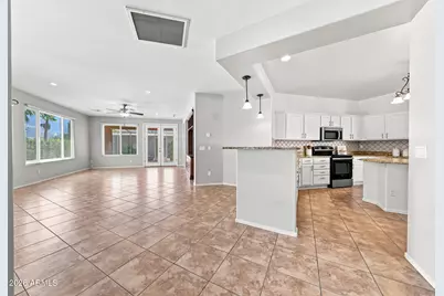 22915 W Arrow Drive, Buckeye, AZ 85326 - Photo 5