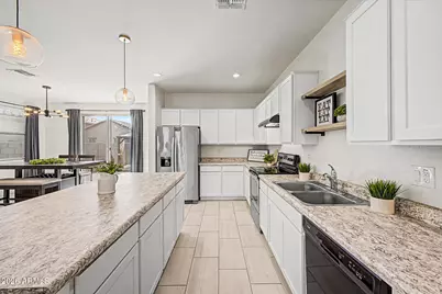 18057 W Ida Lane, Surprise, AZ 85387 - Photo 15