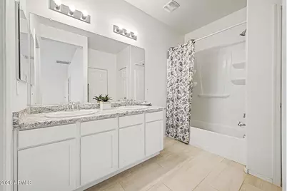 18057 W Ida Lane, Surprise, AZ 85387 - Photo 19