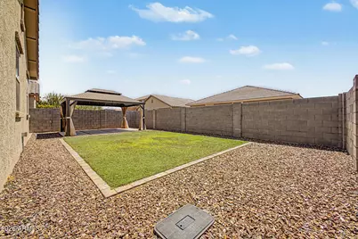 18057 W Ida Lane, Surprise, AZ 85387 - Photo 29