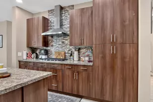 9001 E San Victor Dr, Scottsdale, AZ 85258 - Photo 13