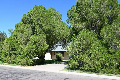 4018 E Lewis Avenue, Phoenix, AZ 85008 - Photo 1