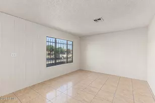 2228 N 47th Dr, Phoenix, AZ 85035 - Photo 3