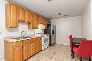 2228 N 47th Dr, Phoenix, AZ 85035 - Photo 11