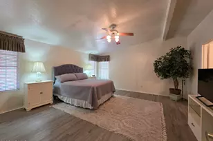 2233 E Behrend Dr, Phoenix, AZ 85024 - Photo 29