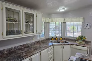 2233 E Behrend Dr, Phoenix, AZ 85024 - Photo 7