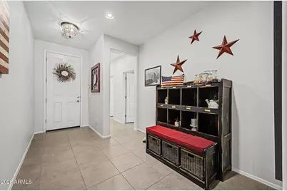 10231 W Levi Drive, Tolleson, AZ 85353 - Photo 3