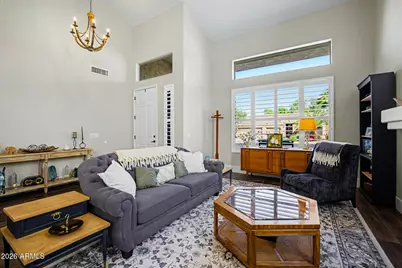 10215 E Lakeview Avenue, Mesa, AZ 85209 - Photo 11