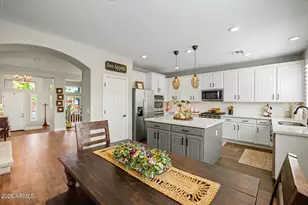 10215 E Lakeview Ave, Mesa, AZ 85209 - Photo 23
