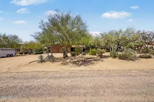 38408 N 23rd Dr, Phoenix, AZ 85086 - Photo 1