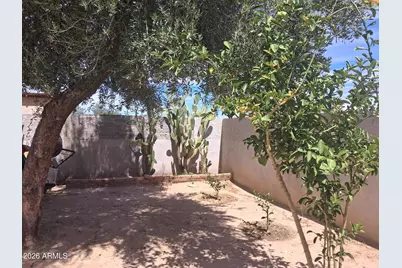 8039 S 25th Street, Phoenix, AZ 85042 - Photo 9
