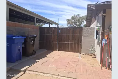 8039 S 25th Street, Phoenix, AZ 85042 - Photo 5