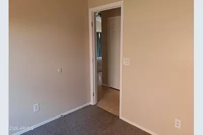 932 W Carter Road, Phoenix, AZ 85041 - Photo 23