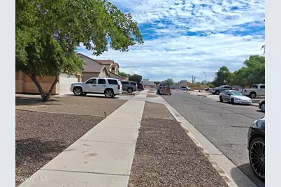 932 W Carter Road, Phoenix, AZ 85041 - Photo 5