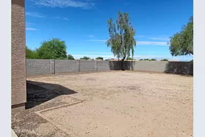932 W Carter Road, Phoenix, AZ 85041 - Photo 31